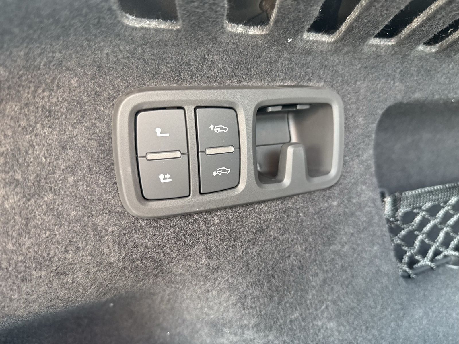 Audi RSQ8 - Bild 17