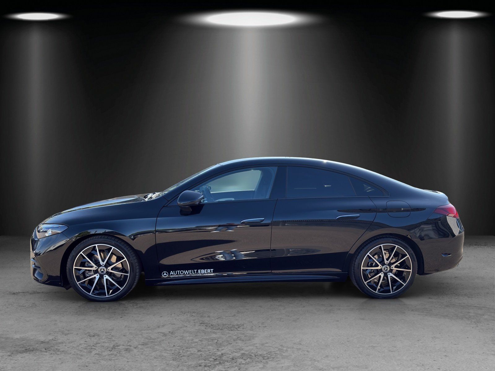 Fahrzeugabbildung Mercedes-Benz CLA 220 AMG HeadUp PANO Burmester KeyGo 360 MLED