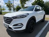 Hyundai TUCSON blue PASSION - 8x Räder - LED - 1. HAND - Hyundai TUCSON Gebrauchtwagen in Erfurt