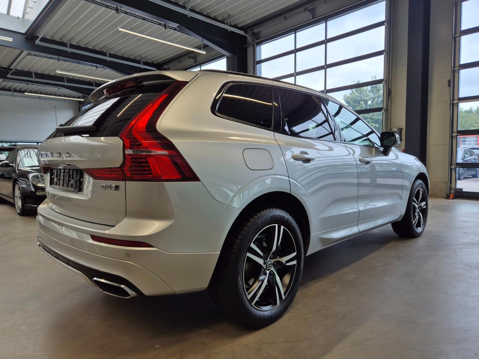 Volvo XC60 R DESIGN 2.0d AWD LEDER NAVI SPUR CAMERA