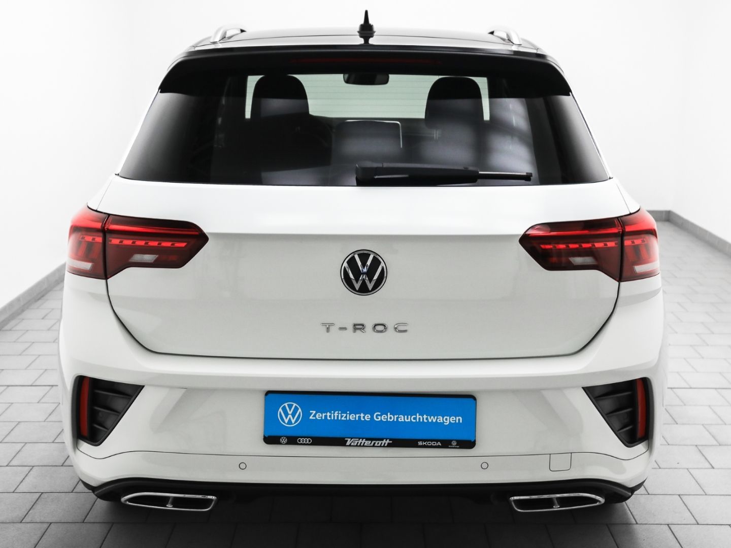 Volkswagen T-Roc 1.5 TSI DSG R Line Navi AHK ACC foto 4