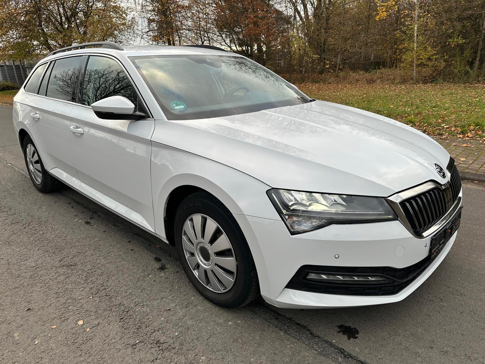 Skoda Superb 2,0 TDI DSG Virtual
