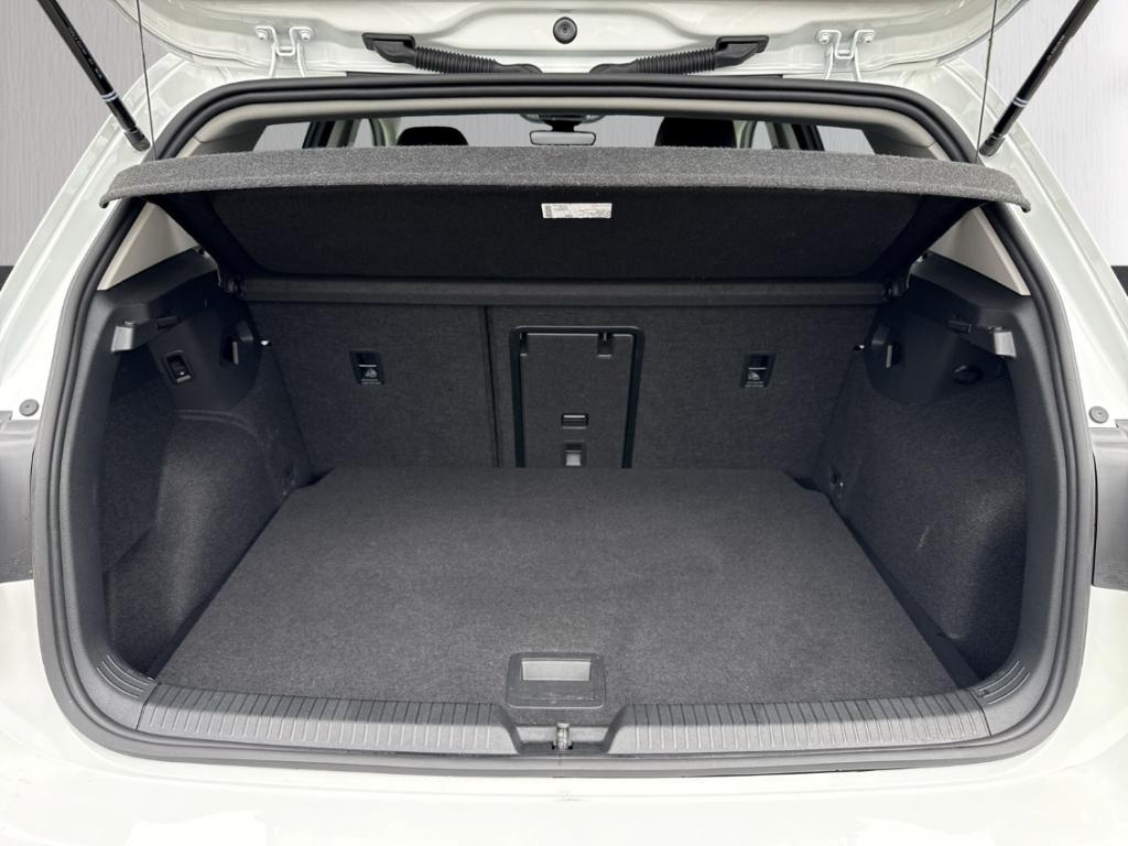 Volkswagen Golf 1.5 TSI Goal AHK ACC RKam LED+ Navi SHZ LHZ, миниатюра 12