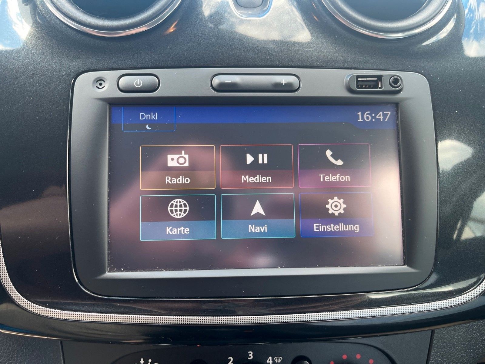 Dacia Sandero II Stepway Celebration – Bild 13