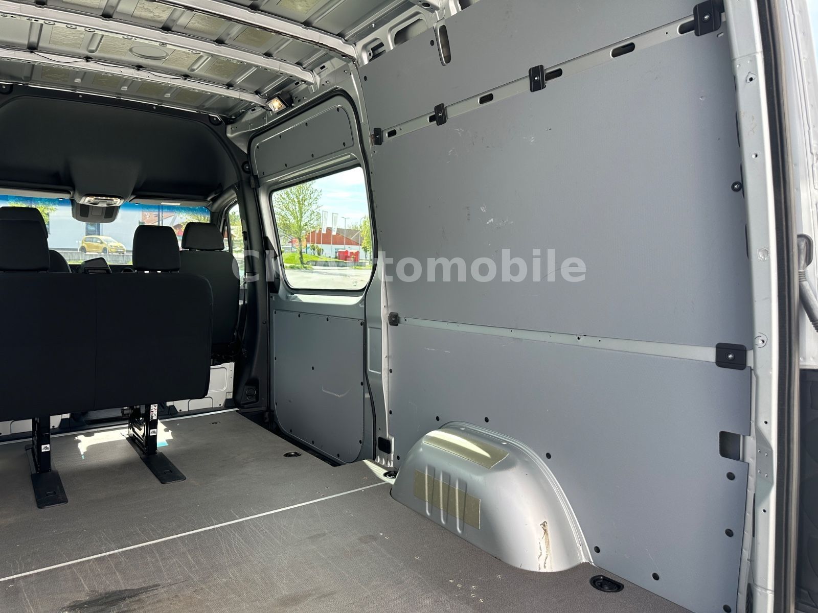 Fahrzeugabbildung Mercedes-Benz Sprinter III Kasten 317 CDI/Mixto/4 Sitze/Navi