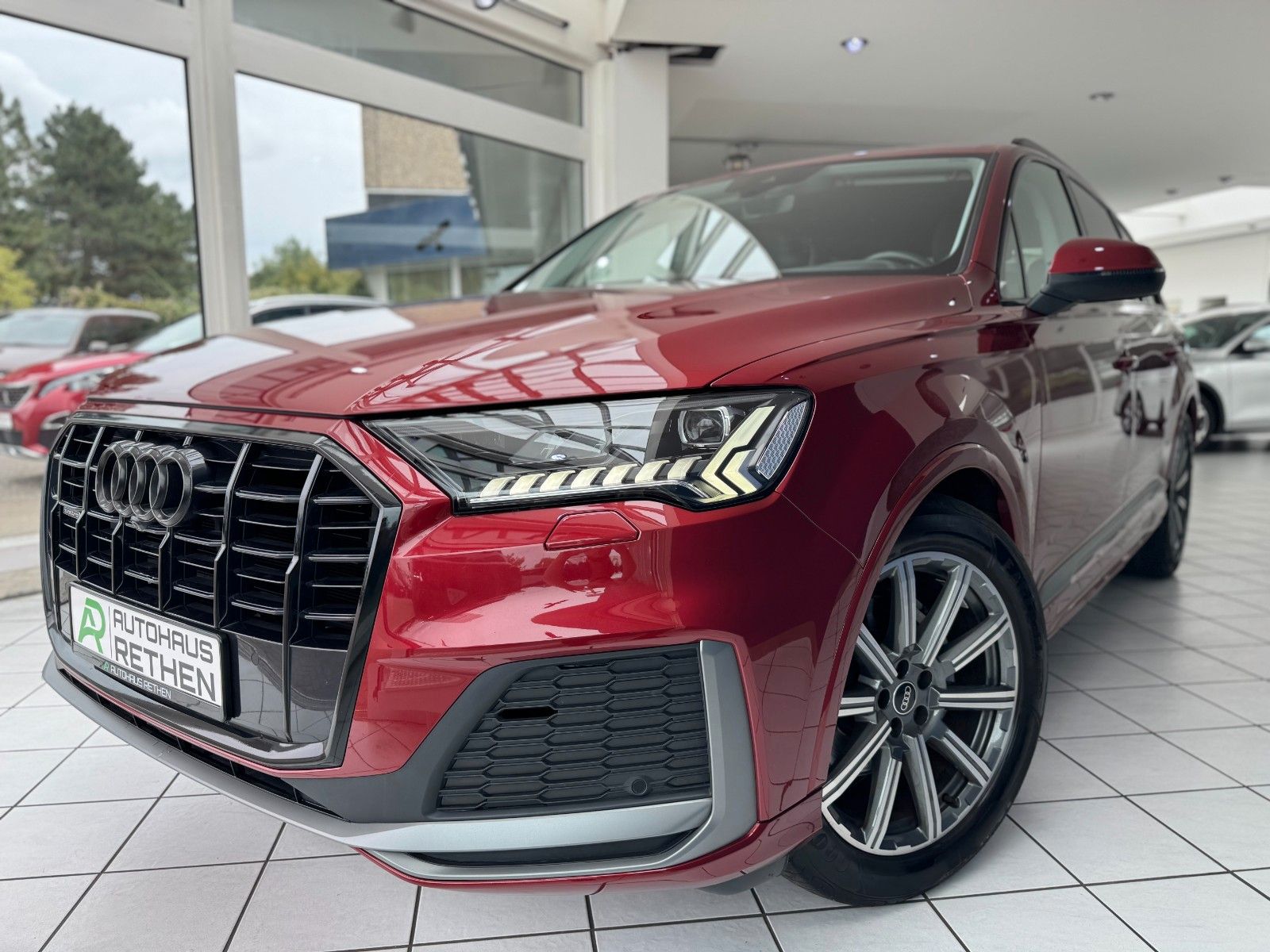Audi Q7 - 1