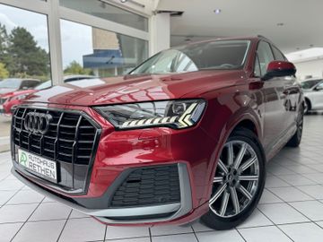 Audi Q7 - 1