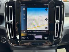 Fahrzeugabbildung Volvo XC40 T3 Geartronic Momentum Pro H/K 360° 1.HAND