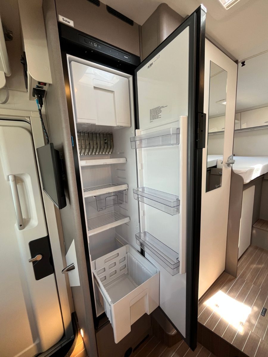 Fahrzeugabbildung Etrusco Etrusco T 7.3 SF *165PS*Markise*Backofen*Sat*Nav
