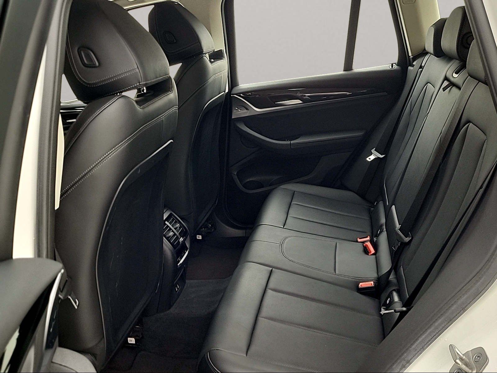 BMW X3 xDrive20d Standheizung Navi AHK Head-Up HiFi foto 15