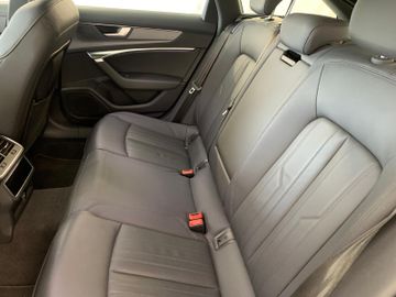 Audi A6 - 7