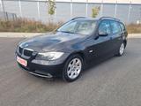 BMW 320 Touring * Tüv Neu * 193tkm - BMW 320 aus 2008: Kombi