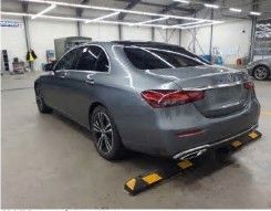 Fahrzeugabbildung Mercedes-Benz E 220d Avantgarde+DistrPlus+Pano+AHK+Ambiente+