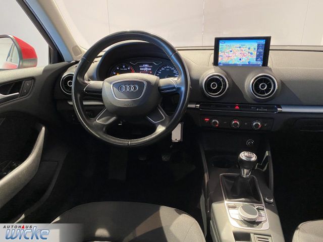 A3 Sportback 1.4 TSI attraction NAVI KLIMA PDC L