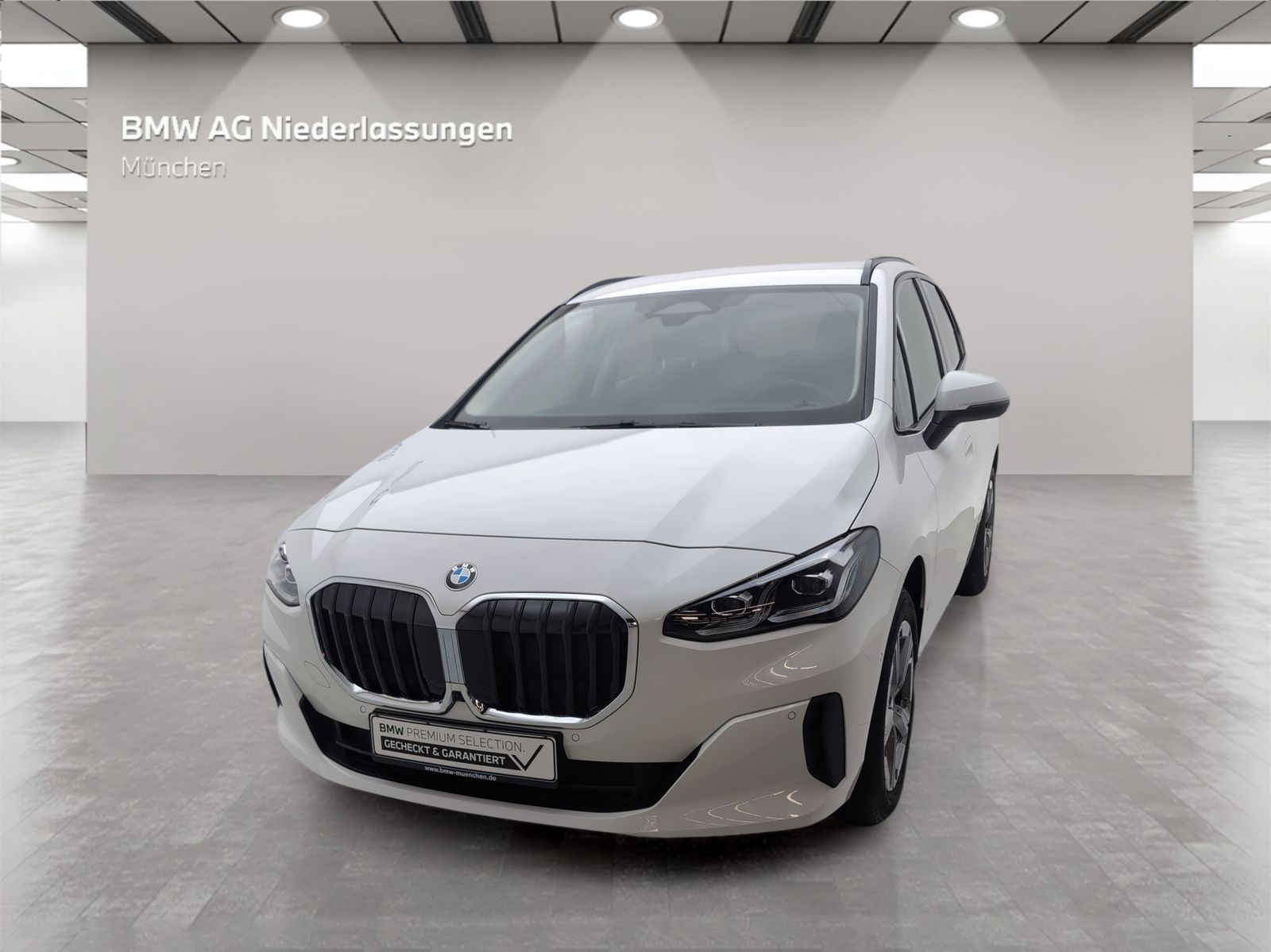 BMW 220 Active Tourer - Bild 4