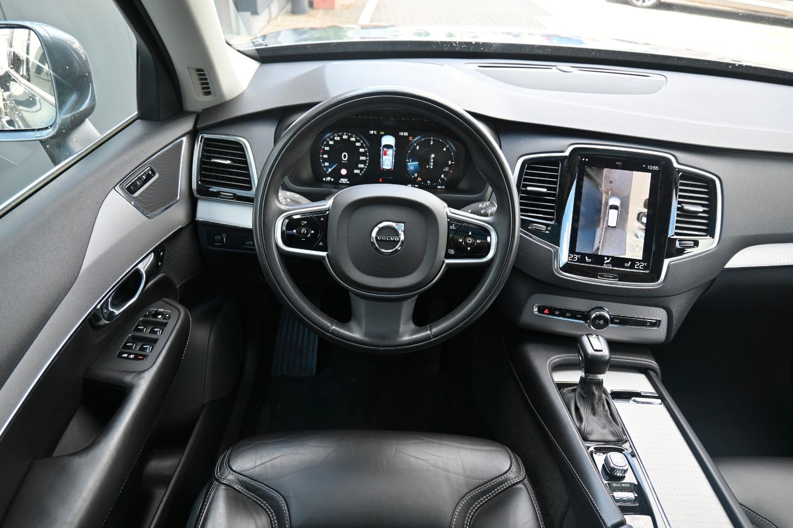 Fahrzeugabbildung Volvo XC90 D5 AWD Autom Inscription*STDHZG*360*ACC*7-S