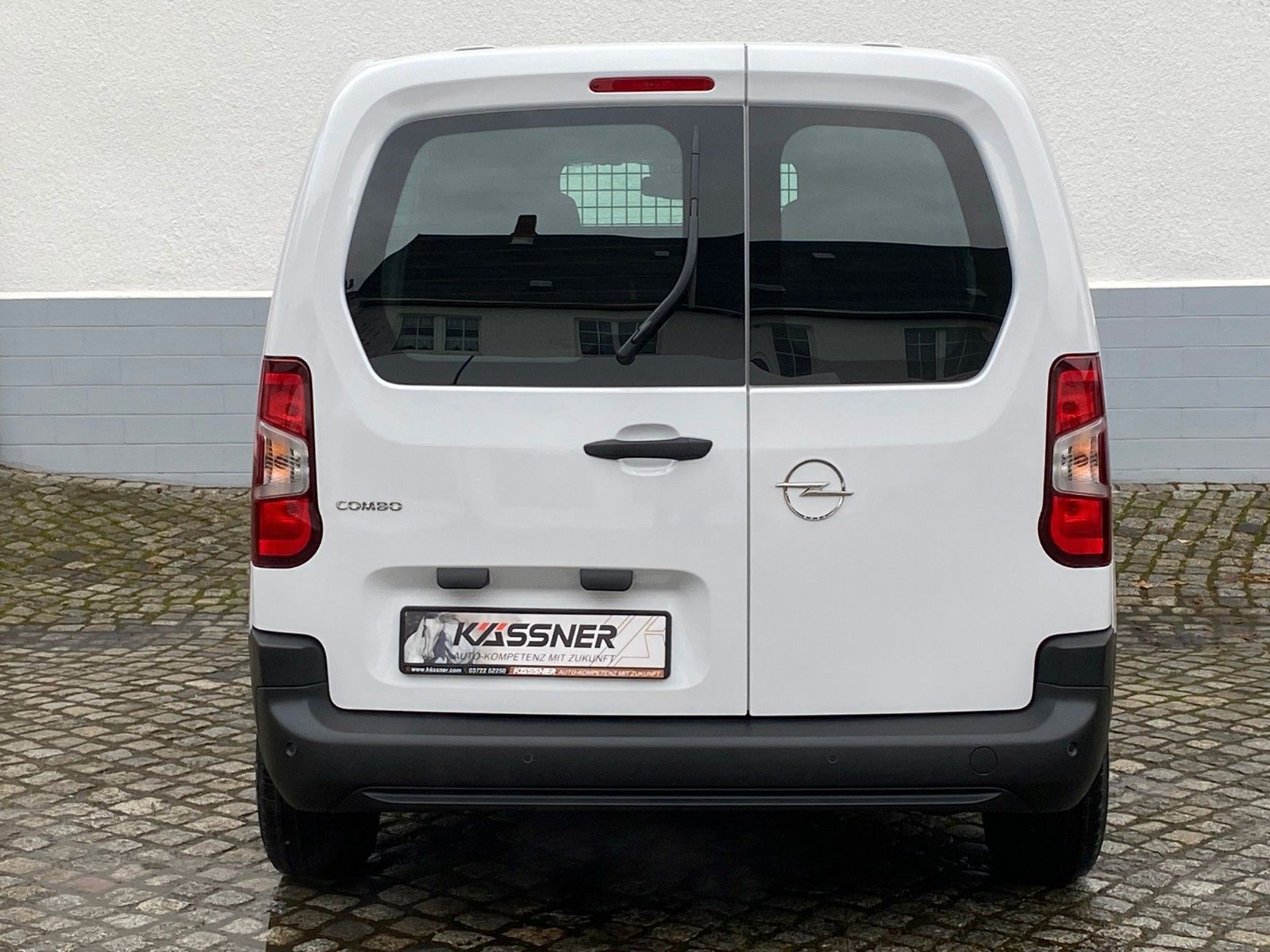 Fahrzeugabbildung Opel Combo Cargo 1,5D *SHZ *PDC *Klima *DAB +Freispe.