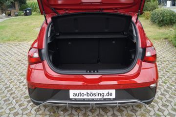 Hyundai i20 1.2 KLIMAAUTOMATIK-ALU16-NAVI-KAMERA-SHZG.-
