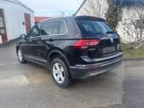 Volkswagen Tiguan Highline BMT/Start-Stopp 4Motion - Volkswagen Tiguan: Van