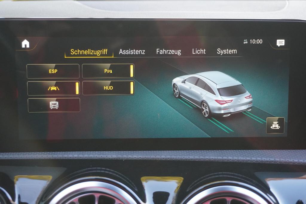 Mercedes-Benz CLA 200