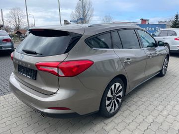 Fahrzeugabbildung Ford Focus C&C AHK, LED, Navi, Winterpaket
