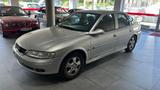Opel Vectra 1.8 16V Edition 2000 KLIMA II.HAND - Opel Vectra: 16v