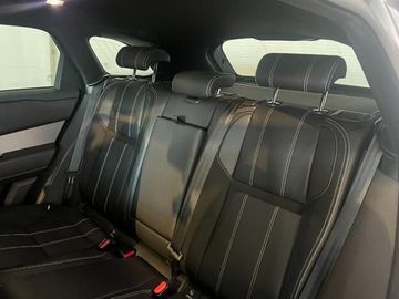 Land-Rover Range Rover Velar - 11