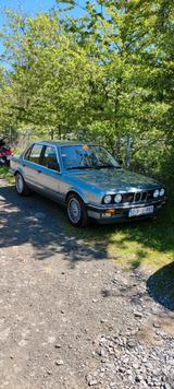 BMW bmw 325i e30 in sehr gute zustand - BMW 325 in Gelsenkirchen