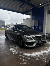 Mercedes-Benz C 250 d 4MATIC AMG Line Autom. AMG Line - Mercedes-Benz C 250 mit Diesel-Antrieb: Coupe