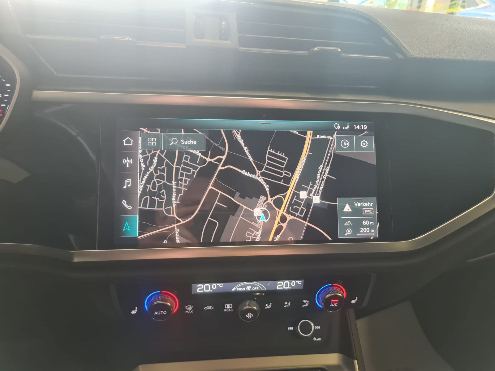 Fahrzeugabbildung Audi Q3 35 TFSI / LED / NAVI / AHK / VIRTUELL