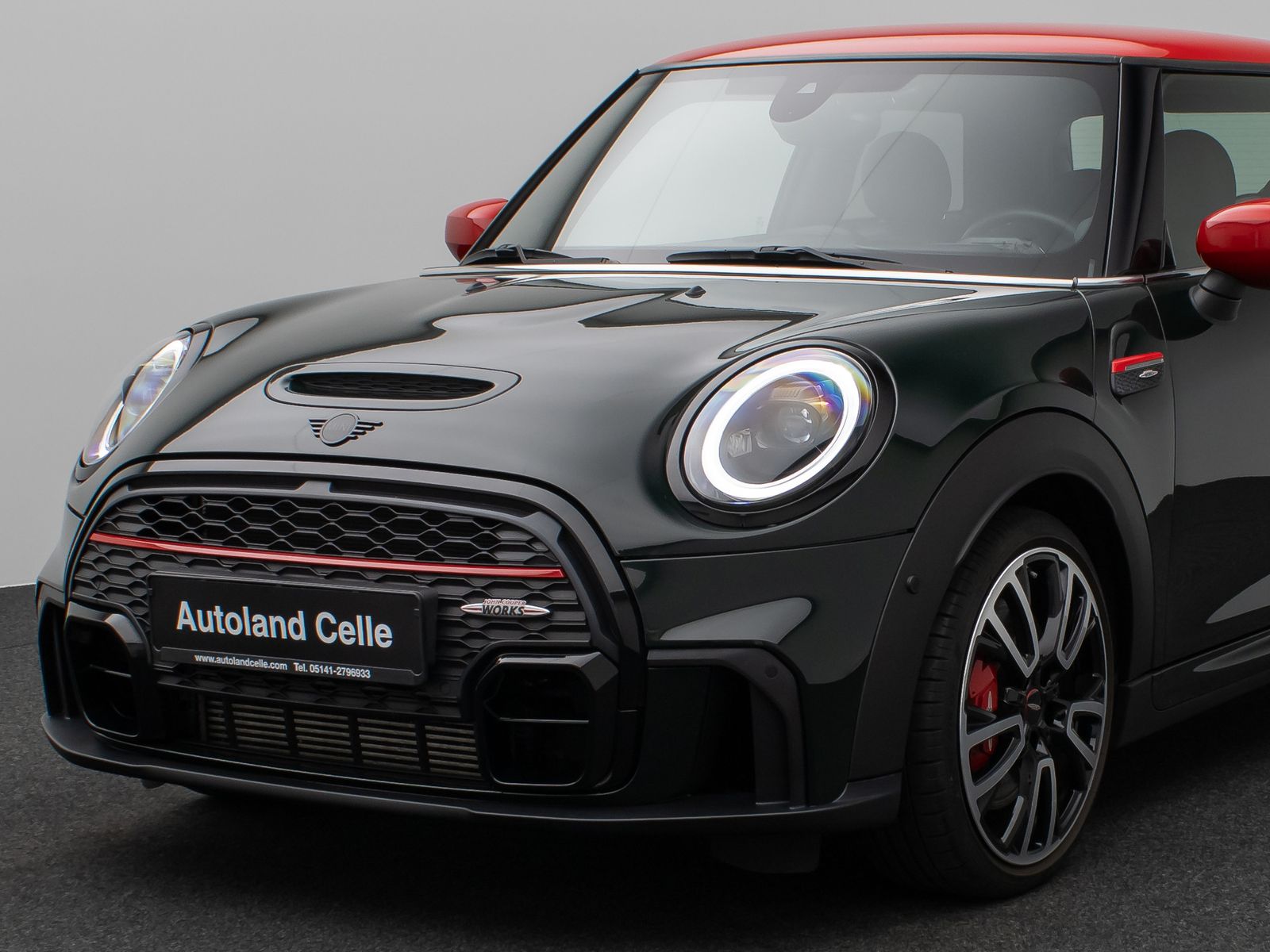 Fahrzeugabbildung MINI John Cooper Works Kamera HUD DAB H/K Komfort 18"