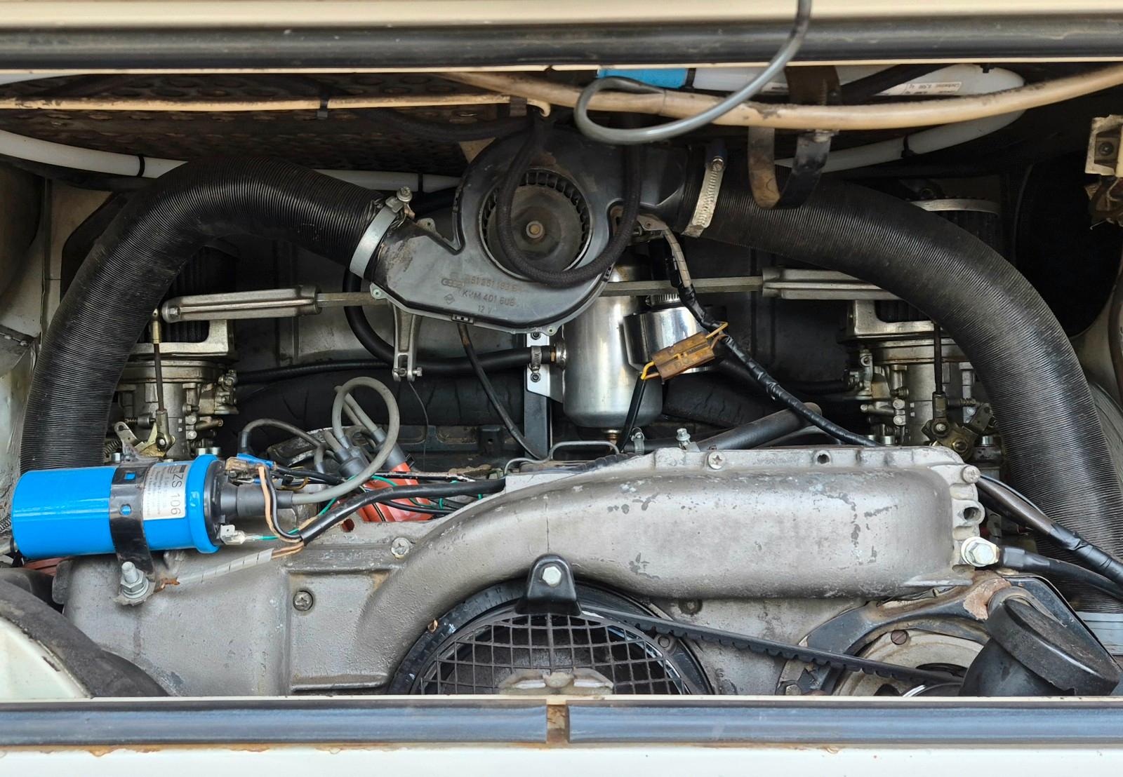 Volkswagen T2 Westfalia Tintop Camper