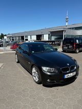 BMW 320i Coupé - M-Paket - BMW 3er Reihe aus 2010: Coupé