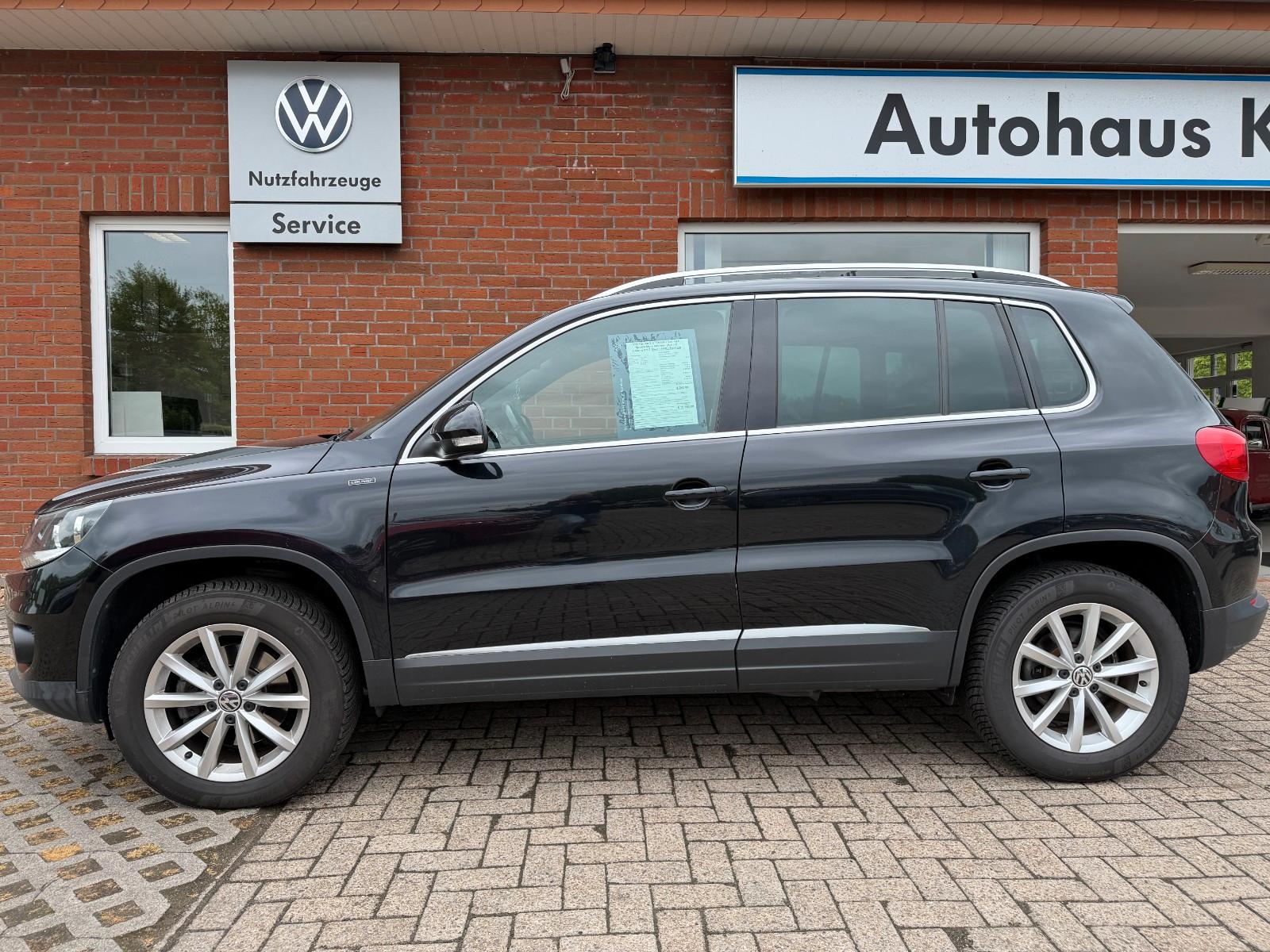 Volkswagen Tiguan Lounge Sport & Style BMT 4Motion Navi/AHK