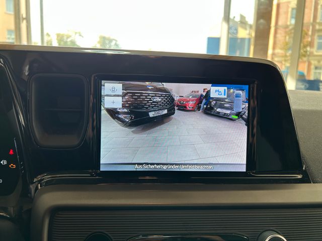 Ford Tourneo Courier Titanium
