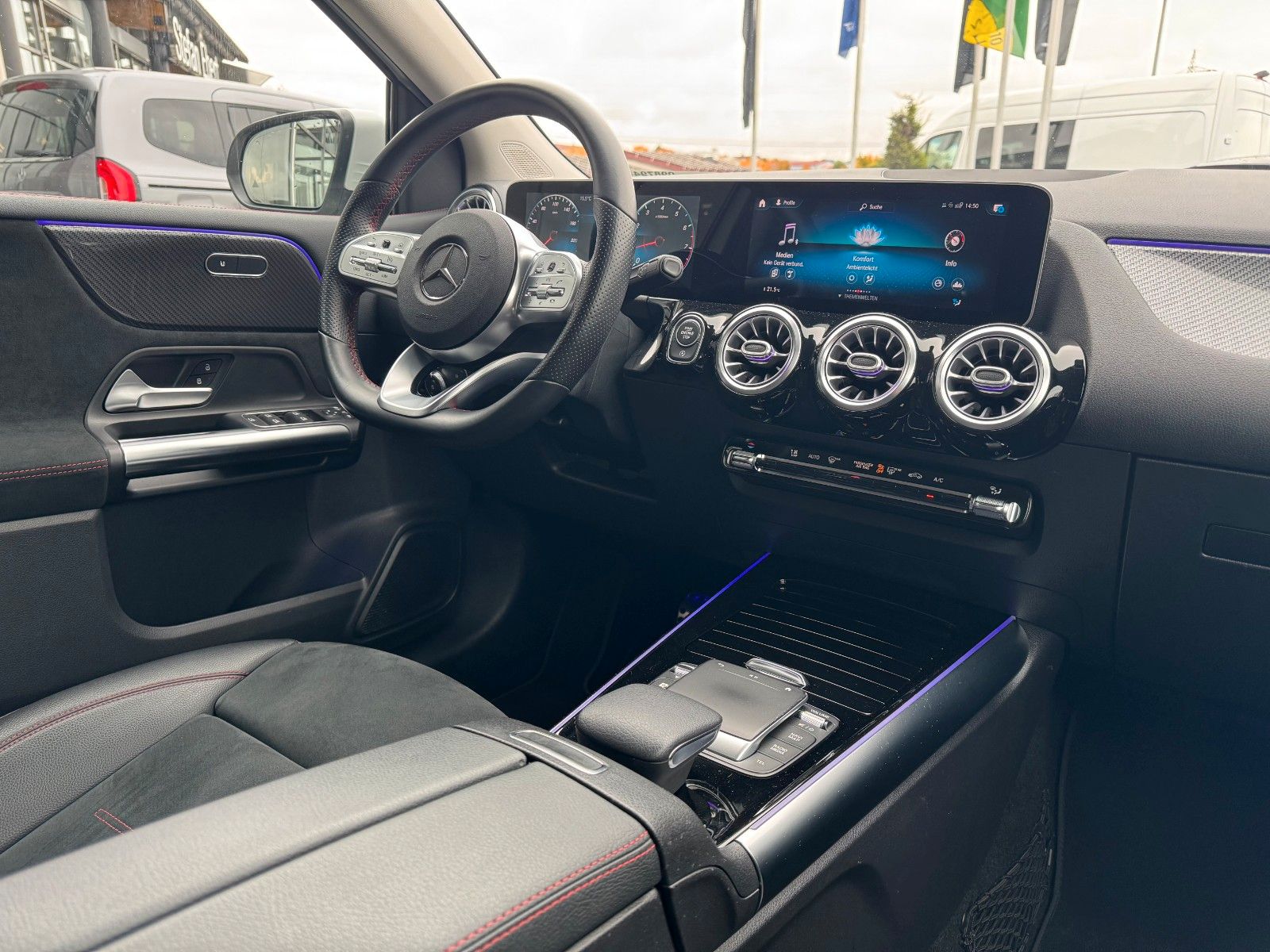 Fahrzeugabbildung Mercedes-Benz B 200 AMG+Ambiente+360+LED+IHC+TotW