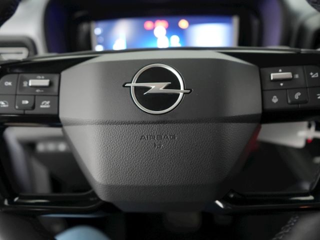 Combo E FACELIFT GS CDTI AT+RÜCKFAHRKAMERA+NAVI+