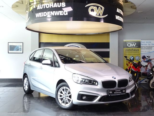 BMW 218 ActiveTourer xDrive LED SHZ PDC erst 79861KM