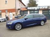 Opel Insignia Business Elegance HeadUp Camera Navi 1- - Opel Insignia: Business Elegance