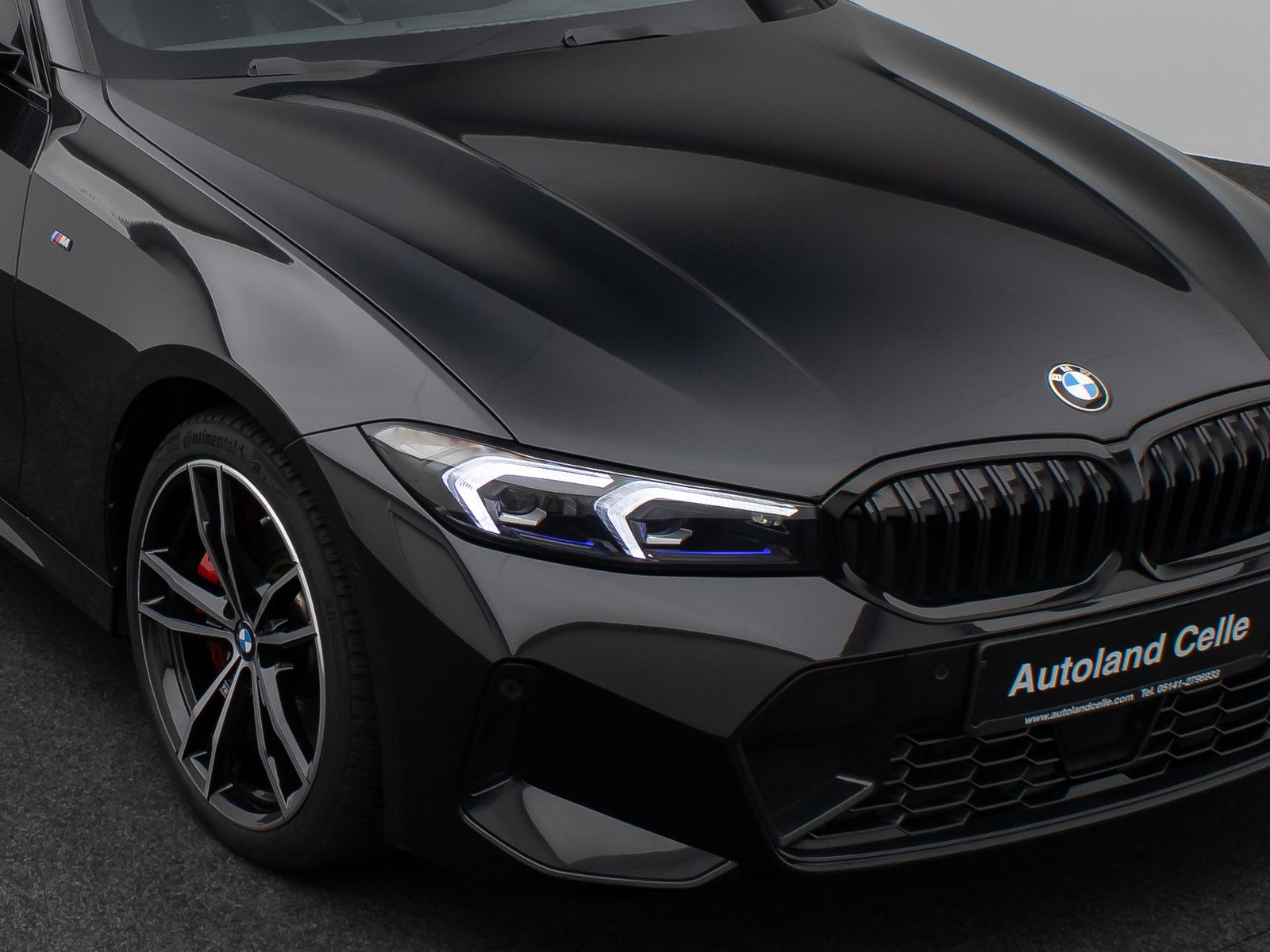 Fahrzeugabbildung BMW 320i M SportPro Glasdach Kamera HUD DAB HiFi 19"