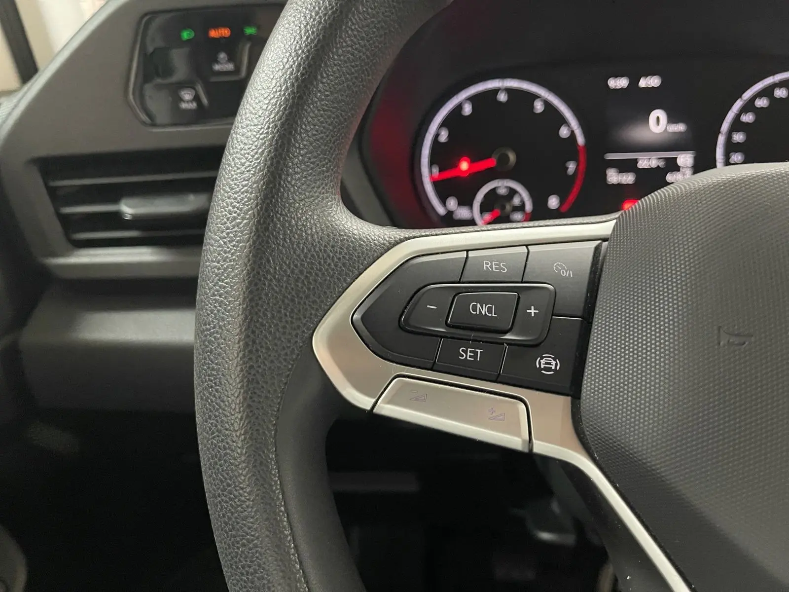 Volkswagen Caddy 1.5 TSI Navi PDC Tempomat DAB Allwetter, миниатюра 23
