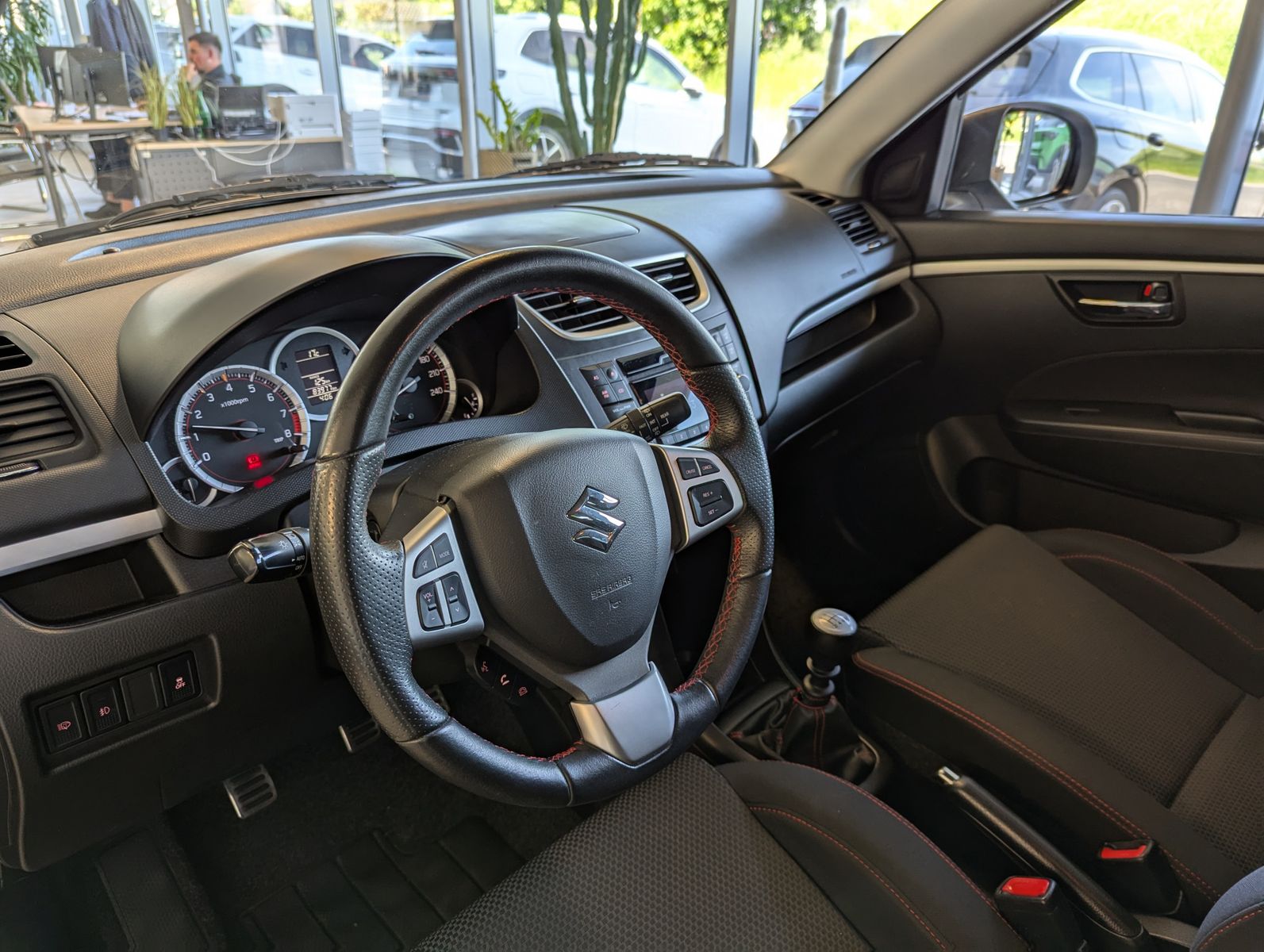 SUZUKI Swift 1.6 Sport 1.Hand Klima Bi-Xenon Tempomat - Image 18