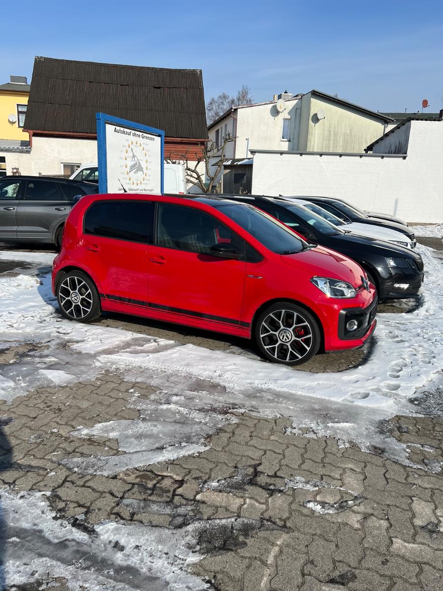 Volkswagen up! 1.0 TSI GTI