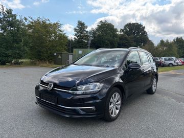 Volkswagen Golf - 8