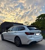 BMW 330e M Sport M Sport HUD Pano Laser GARANTIE xDr - mit Hybrid-Antrieb: Kombi, Garantie