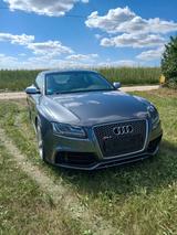 Audi RS5 4.2 FSI S tronic quattro -