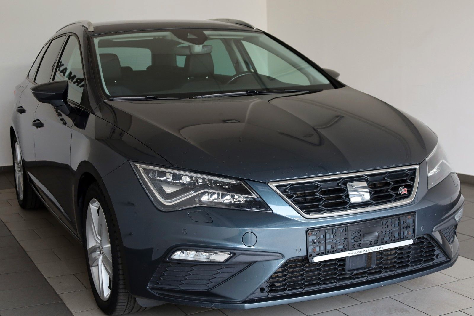 Fahrzeugabbildung SEAT Leon ST FR T.Leder,Navi,LED,ACC,Apple CarPlay