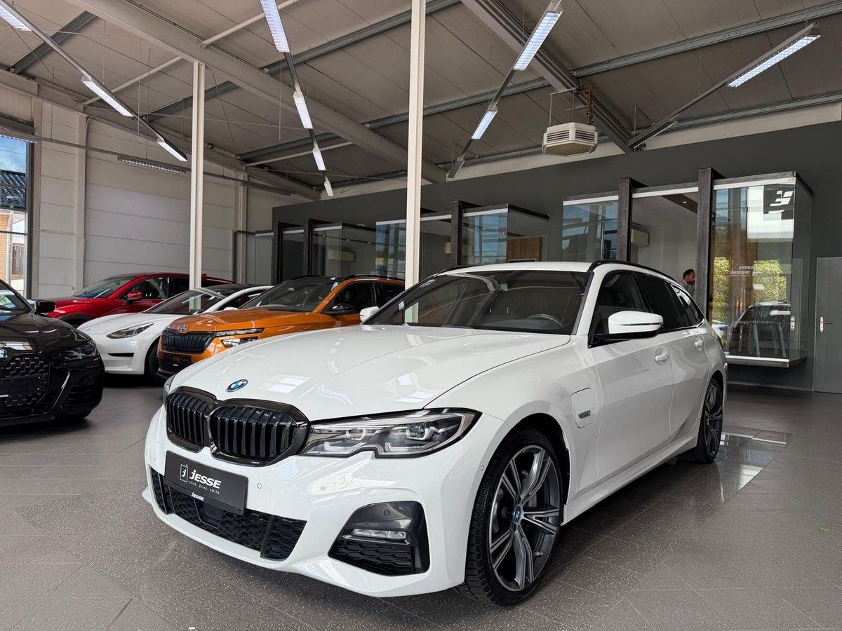 BMW 330 e M Sport Shadow-Line LiveCockpit Prof. ACC 