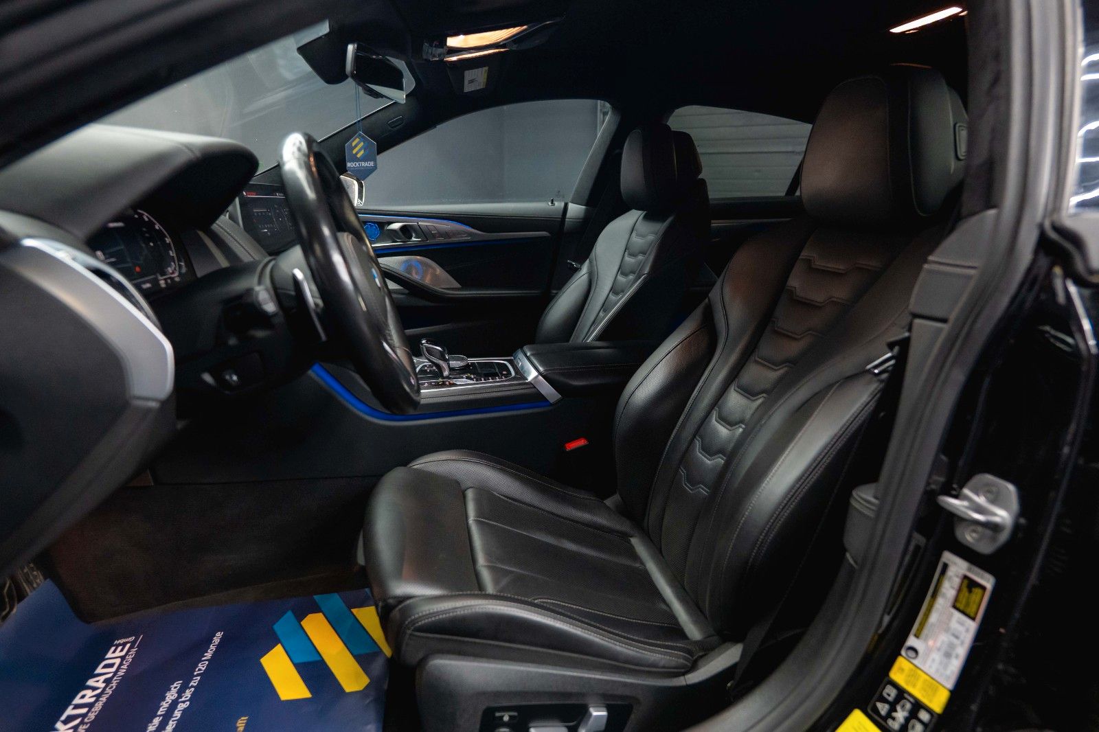 Fahrzeugabbildung BMW M850i xDrive M-Performance *Laser*B&W*ACC*360°*