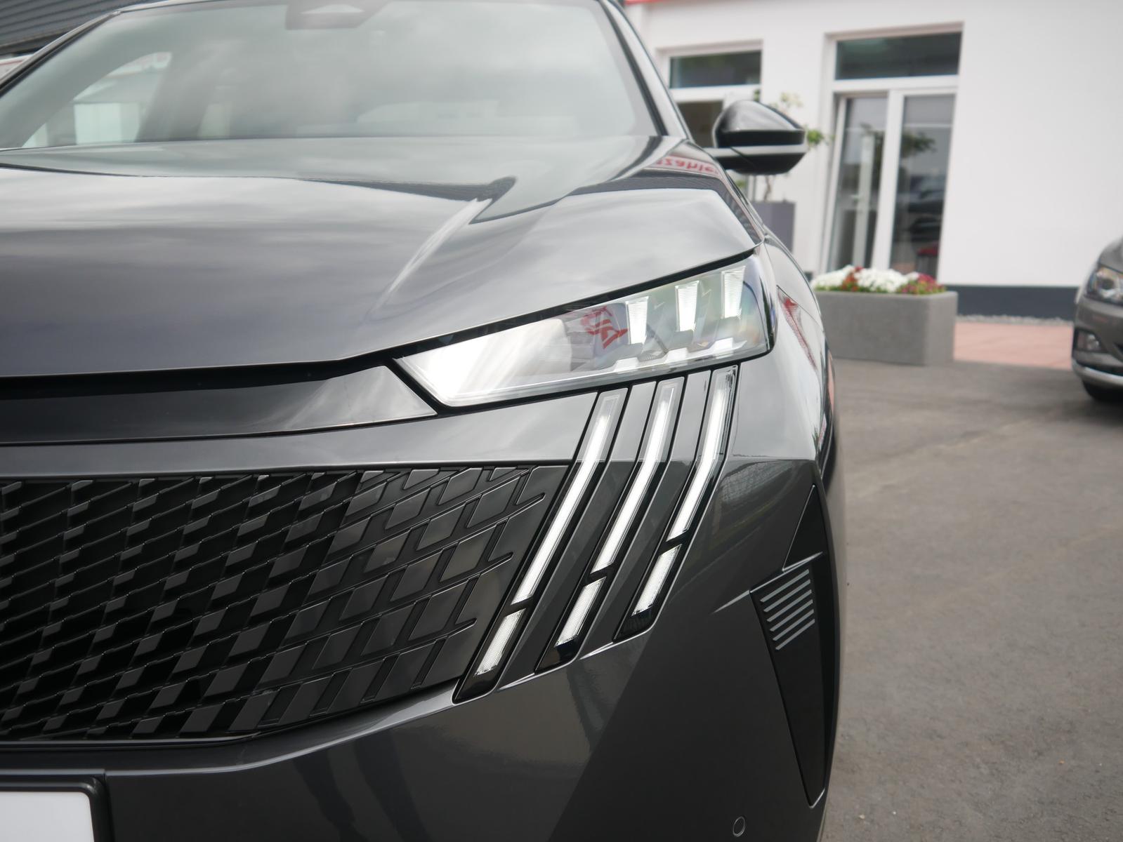 Peugeot 3008 GT 1.2 Hybrid 145 Aut. Matrix ACC Navi Kame